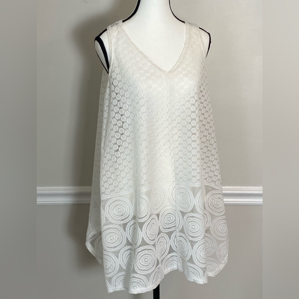 India Boutique Sheer Off White V-Neck Euro Vacation Geometric Lacy Coverup OS